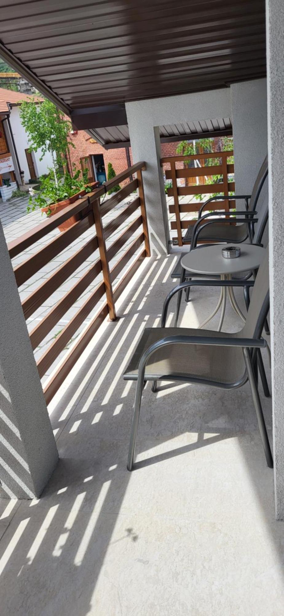 Hanul Huniazilor Hunedoara Exterior foto